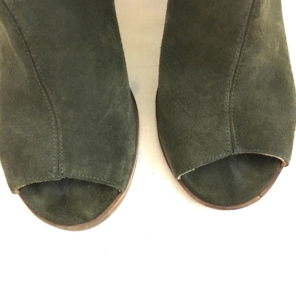 Rowen Green Ankle Boots with Fringe - Picture 5 of 8